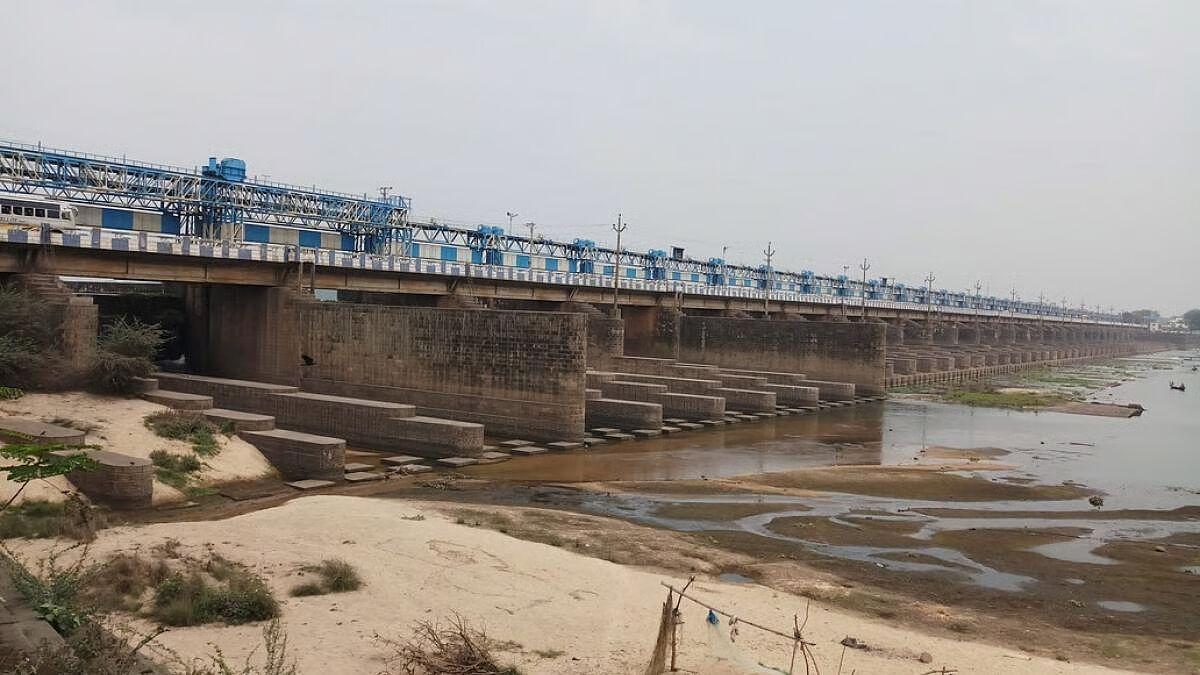 Durgapur Barrage Bridge Disrepair