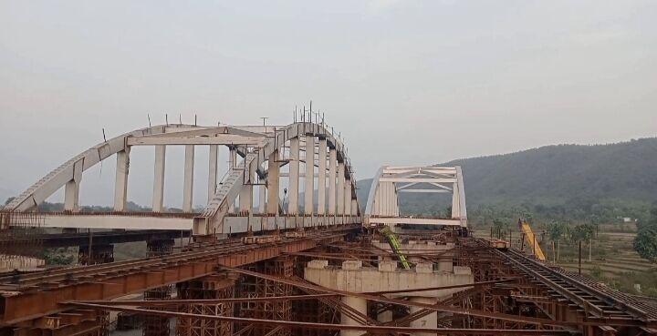 Pitki Railway Overbridge (NH-18)