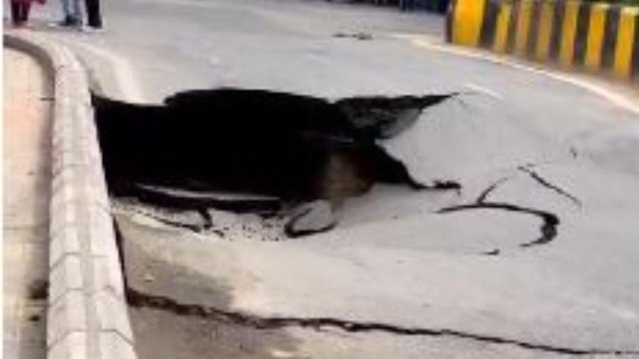 Smart City Road Repeatedly Caves In Near Bareilly College