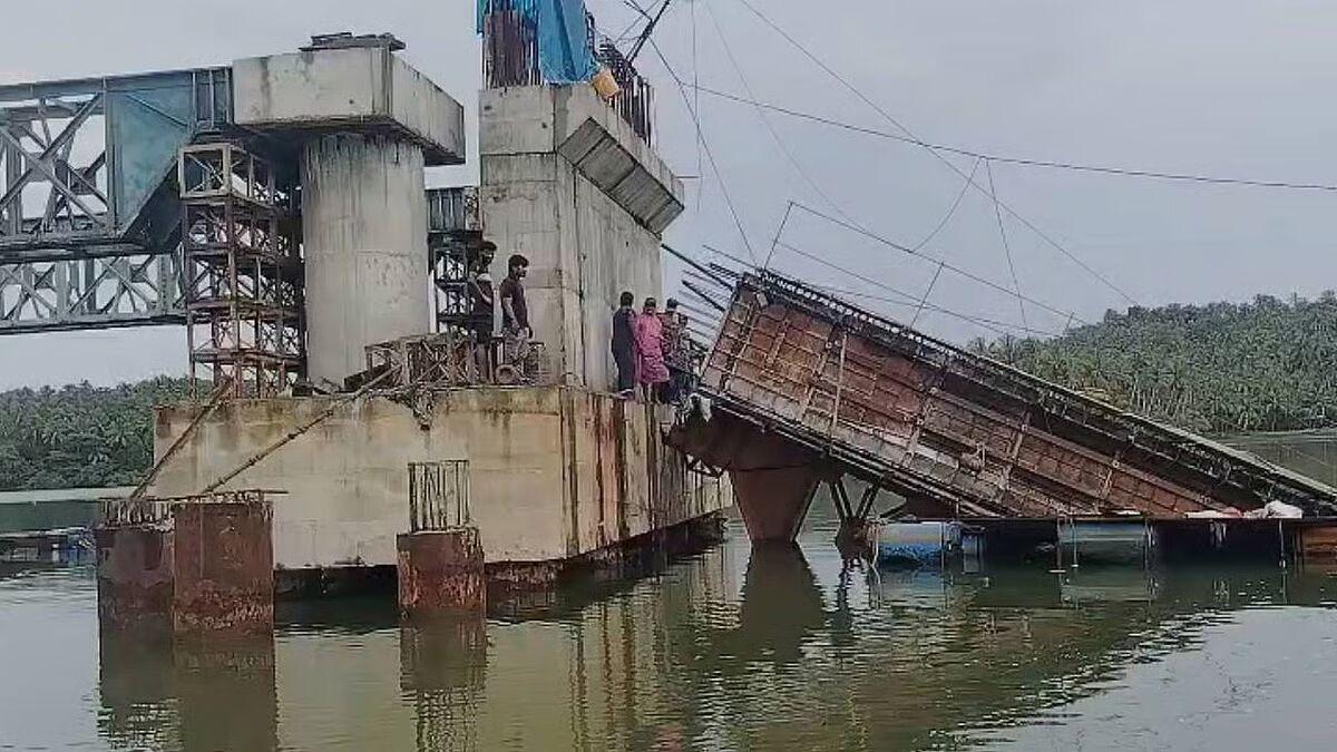 Thorayikkadavu Bridge Collapse — photo 2
