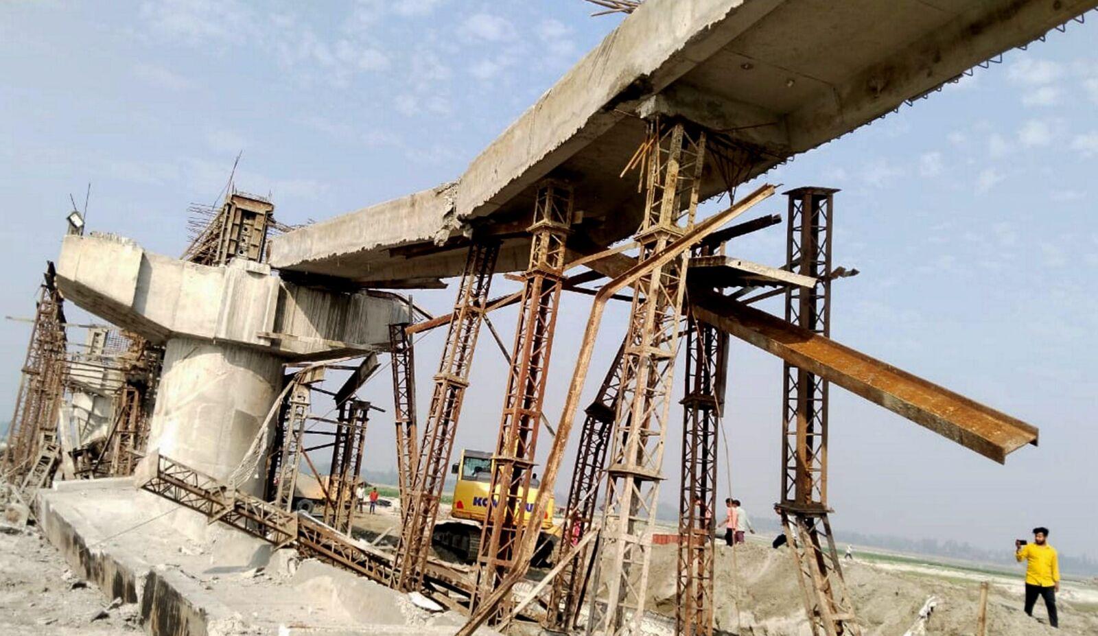 Under-construction bridge girder collapse