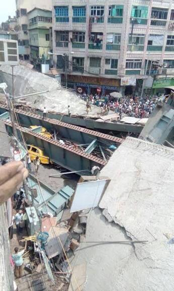 Vivekananda Road (Posta) flyover collapse — photo 2